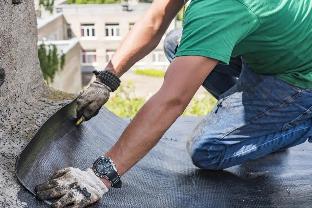 Discover the best roofing material for your Kingwood home. Expert advice from Spartan Roof Construction to guide your roofing decisions.​
